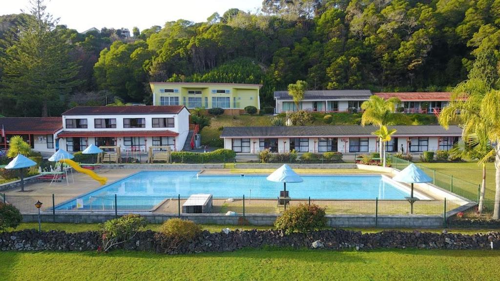 Haruru Falls & Conference Centre Resort 4*