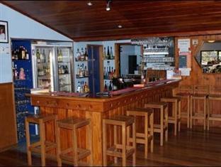 Resort Haruru Falls & Conference Centre 4*